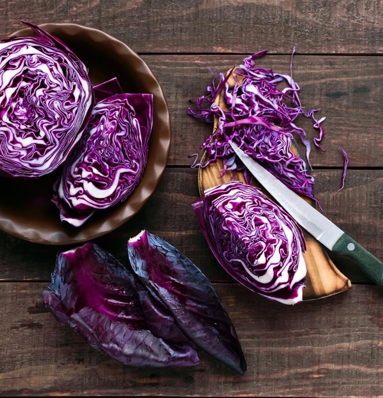 Sweet and Tangy Braised Red Cabbage