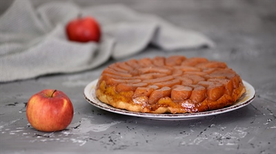 Tarte Tatin: a world-famous French dessert born by accident