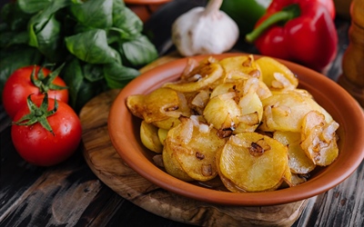 Grandma’s Skillet Potatoes with Sweet Caramelized Onions