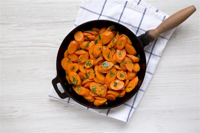 Honey-Glazed Caramelized Carrots