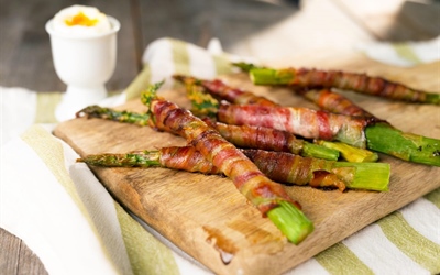Bacon-Wrapped Asparagus