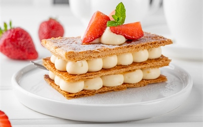 Mille-feuille / Napoleon – Classic French Pastry with Layers of Cream