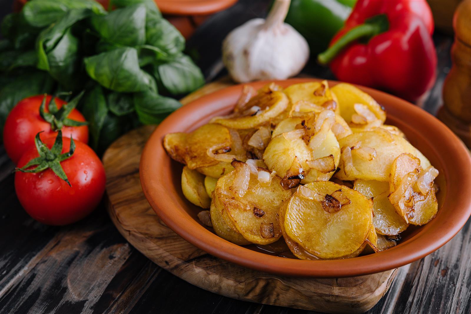 Skillet Potatoes &amp; Caramelized Onions Recipe | Tasty...